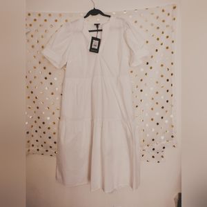 A new day white cotton dress , NWT , puff sleeve, pockets, maxi length, XXL .
